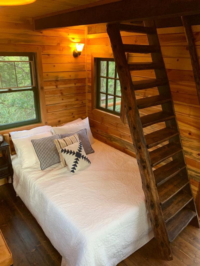 Treehouse Ranch Hotel Goldendale Bagian luar foto