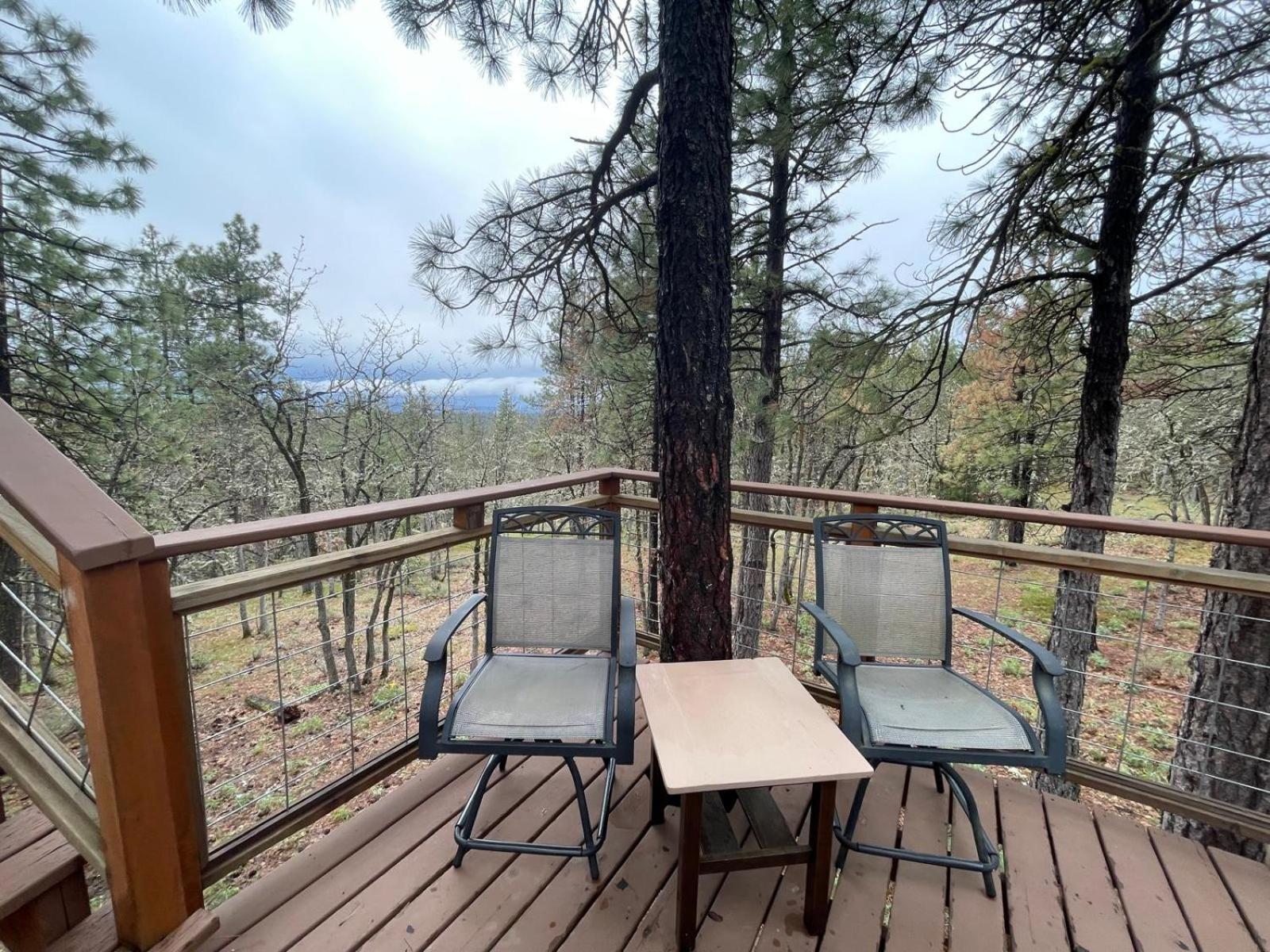 Treehouse Ranch Hotel Goldendale Bagian luar foto