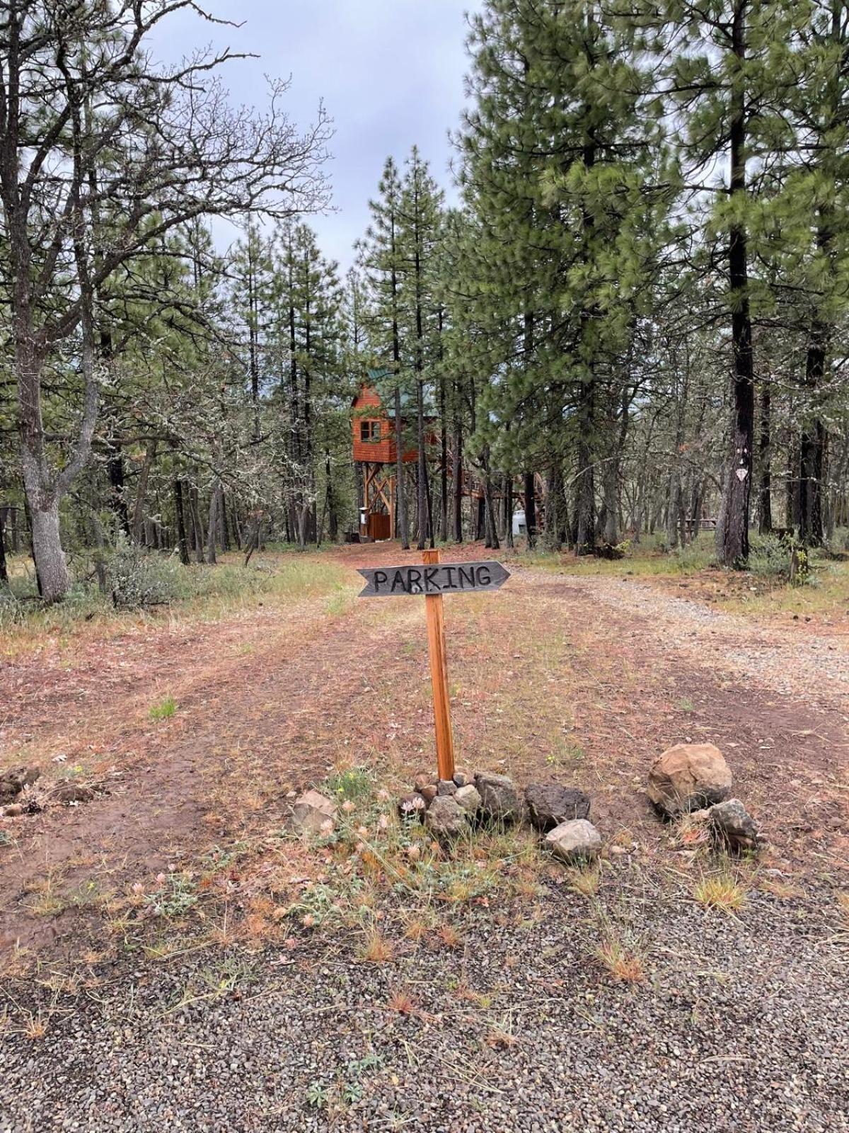 Treehouse Ranch Hotel Goldendale Bagian luar foto